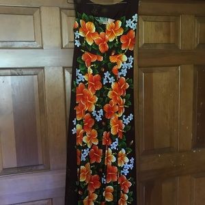 Beautiful vintage Hawaiian dress